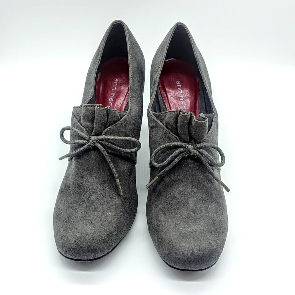 Ann Marino Grey Suede Ruffled Booties 8.5M NWOT